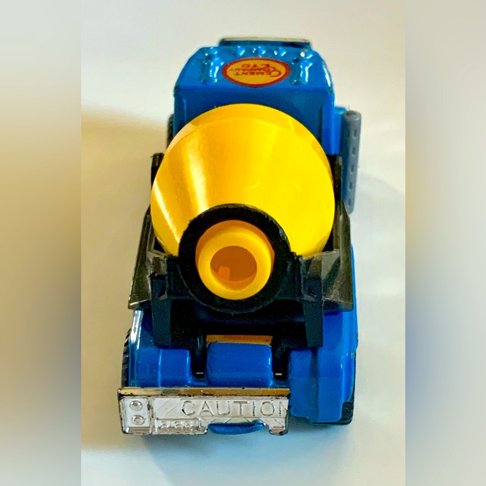 🟦 Matchbox RARE 1981 Peterbilt Cement Truck - Picture 5 of 6